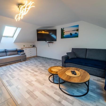 Apartament Nad Jeziorem Mikolajki Exteriör bild